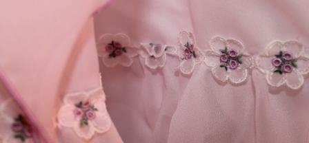 Oude brocante pastel lila jurk, trouwjurk