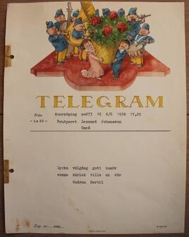Oud brocante telegram orkest en bloemenmand