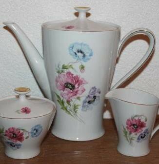 Oude brocante koffie-/theepot pastel anemoontjes