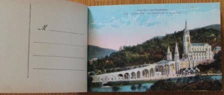 Oud brocante boekje 20 pastel ingekleurde ansichtkaarten Lourdes