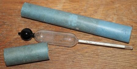 Oude Franse brocante glazen melk meter Lait pur &amp; d&#039;eau in koker