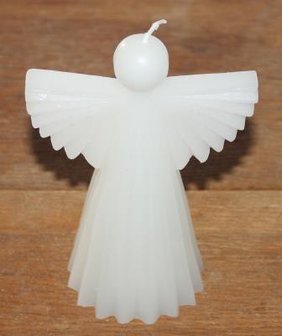 Decoratieve brocante witte kaars in de vorm van een engeltje