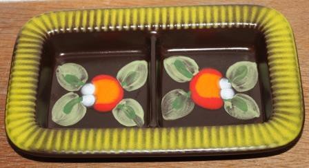 Retro vintage brocante serving dish with 2 compartments