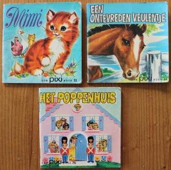 Set v 3 oude brocante Pixi kinderboekjes Dieren &amp; Poppen