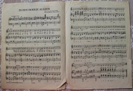 Vintage brocante sheet music In een hoekje alleen Engelse wals
