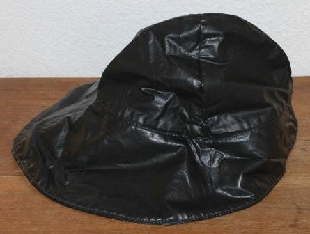 Vintage brocante black rain hat
