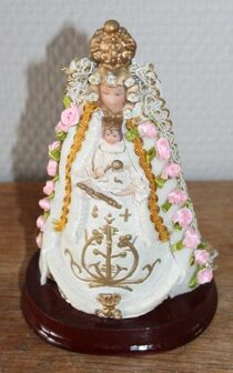 Oud vintage brocante Mariabeeldje met kind, ecru fluweel