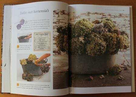 Hobbyboek De mooiste creaties met droogbloemen boeketten kransen maken 3