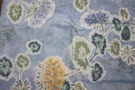 Vintage piece of fabric blue &amp; yellow flowers 150 x 80 cm