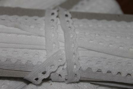 Vintage French lace ribbon, narrow, white, slightly elastic p.mtr.