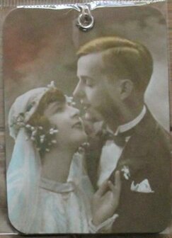Label Romantic, vintage photo tag bridal couple C
