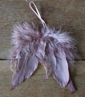 Vintage brocante engelenvleugels kleine donker roze paarse veren dons JDL stijl