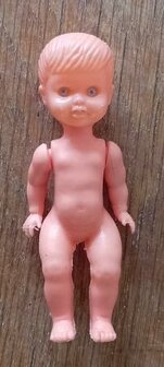 Kleine oude vintage brocante poppetje 11 cm made in Italy dolls toys 1