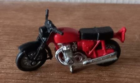 Oude vintage brocante speelgoed autootje motorcycle Hondarora Matchbox 1974 1