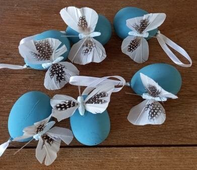 Vintage brocante petrolblauwe paaseieren vlinders Easter eggs butterflies