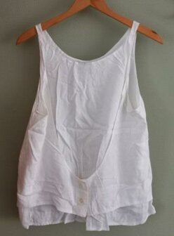 Vintage brocante witte dameshemdje giletje knoopjes kleding M L Nankinette Design shirt vest