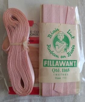 Set oude vintage brocante fournituren roze biais band satijn lint haberdashery pink ribbons 1