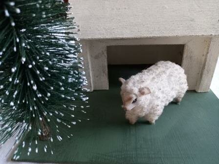 Kerststalletje antieke oude vintage brocante wollen wattenschaapje borstel kerstboom Christmas barn cotton sheep 1