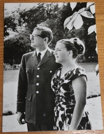 Oude zwart wit fotokaart Mr Pieter &  HKH Margriet