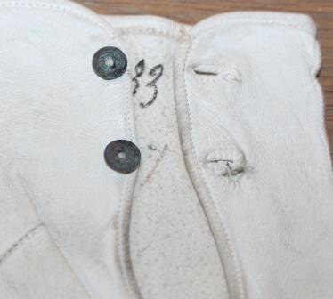 Oude Franse brocante beige leren dames handschoenen