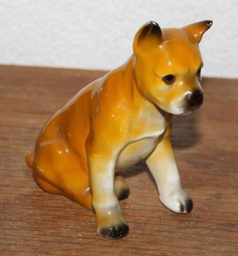 Vintage brocante porcelain dog figurine, statuette Boxer