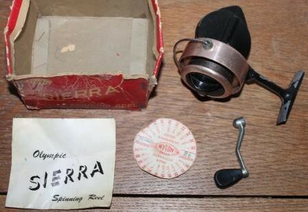 Vintage brocante spinning reel Olympic Sierra in box