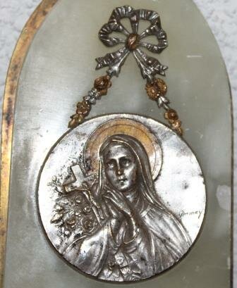 Vintage French religious brocante marble plaque medallion Mary 3