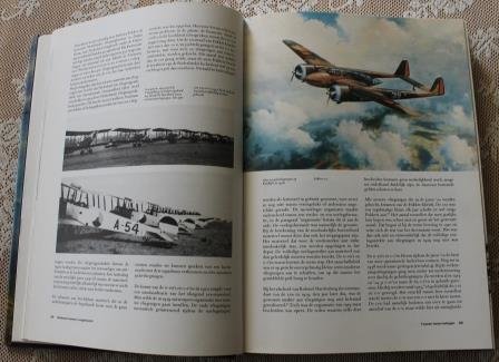 Vintage boek Vlucht door de tijd 75 jaar Nederlandse Luchtmacht