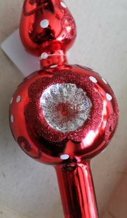 Nostalgische rode kerstpiek met 3 deukjes en glitters 27 cm