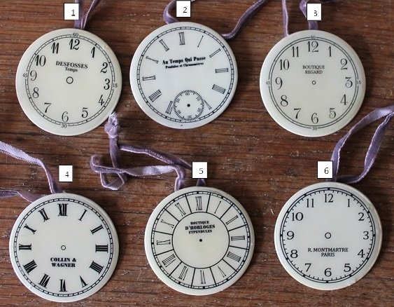 Beige emaillen wijzerplaatjes klokjes horloges vintage brocante model decoratieve nostalgische