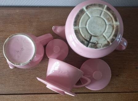 Roze oude vintage brocante Melitta koffiepotjes koffiefilterhouder pink coffee pots set 7