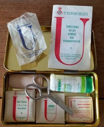 Oude vintage brocante blikje Utermohlen touristen verbanddoos groot model tin first aid kit 1