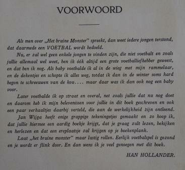 Oud vintage brocante prentenboek Het bruine monster voetbalverhalen Paula beschuit Dutch book 1