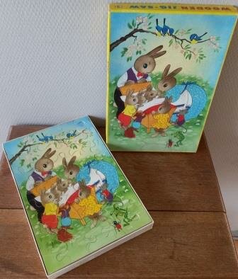 Oude vintage brocante houten legpuzzel konijnen pasen wooden jig saw 3 rabbits easter 1