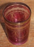 Brocante Oriental tea glass of purple glass & gold decoration_