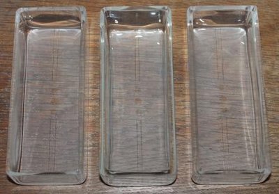 Set van 3 oude brocante gegraveerde glazen bakjes, schaaltjes